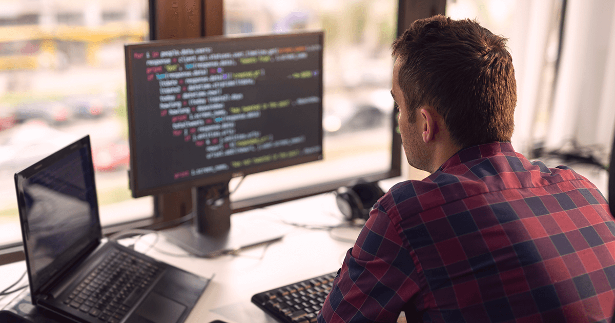 5 reasons to outsource software development