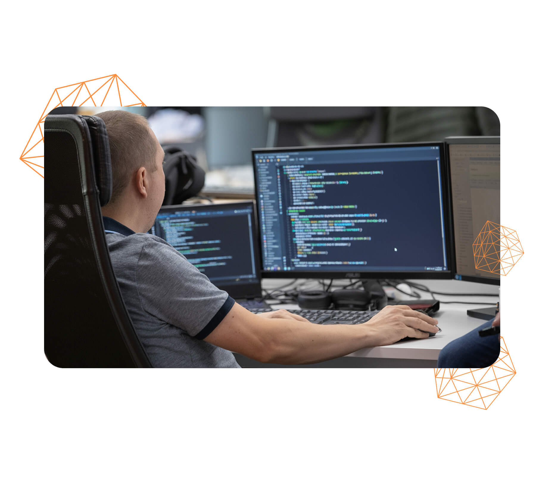 Egyedi middleware fejlesztés a LogiNet irodában